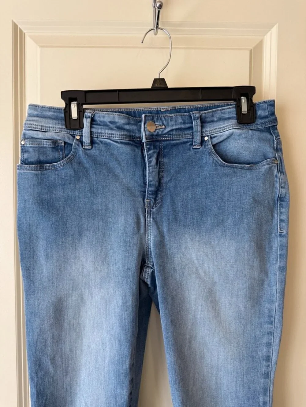 Chico's Crop Jeans size 0 (4) - Picture 2 of 10